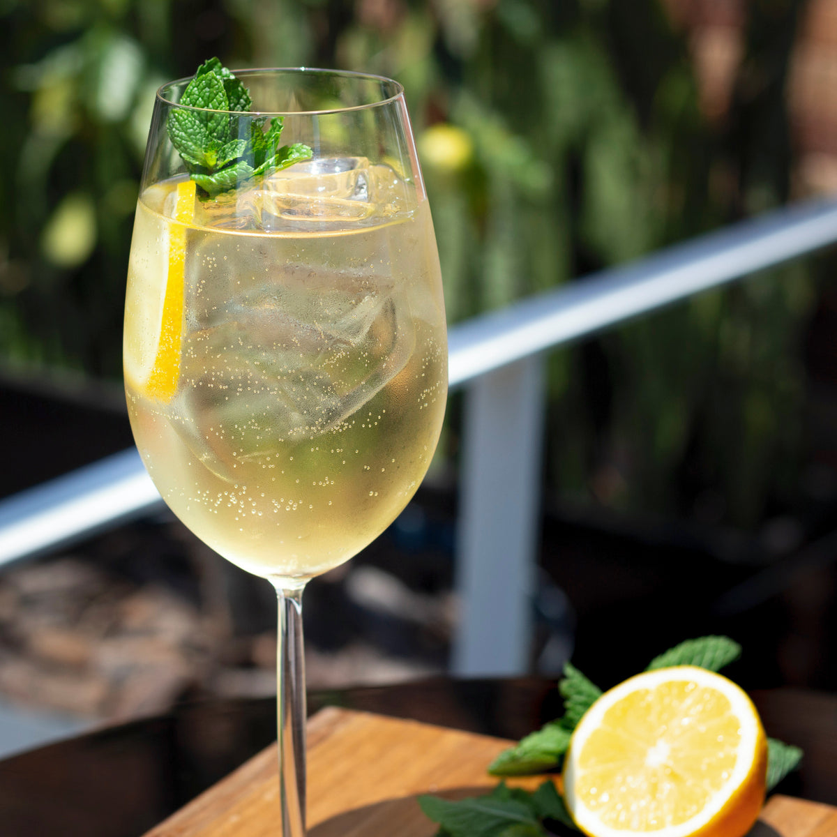 Holunder Spritz