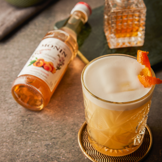 Amaretto Rum Sour