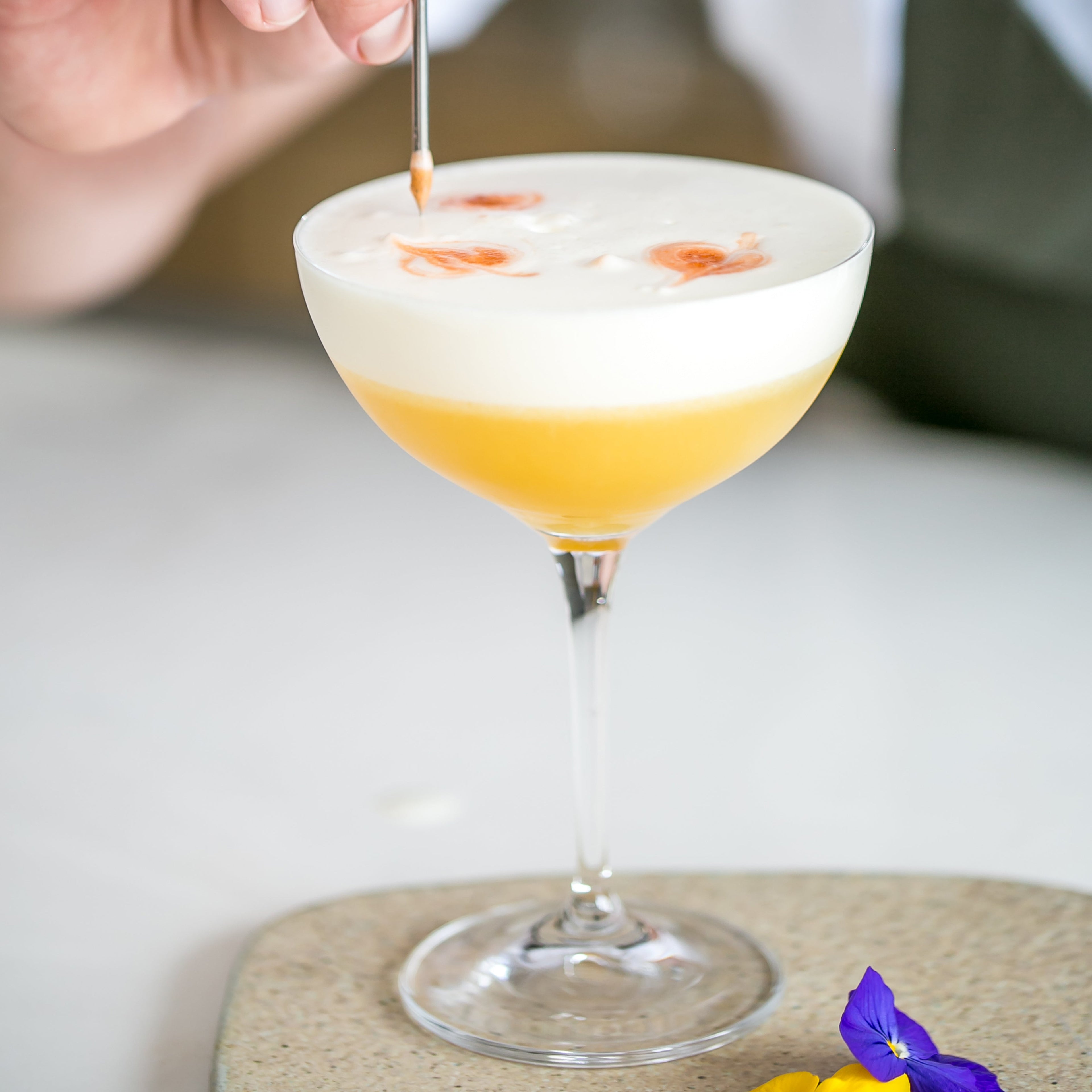 Grüner Apfel & Holunder Calvados Sour